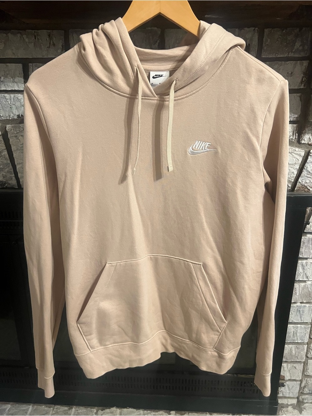 Nike Men’s Light Beige Pullover Hoodie